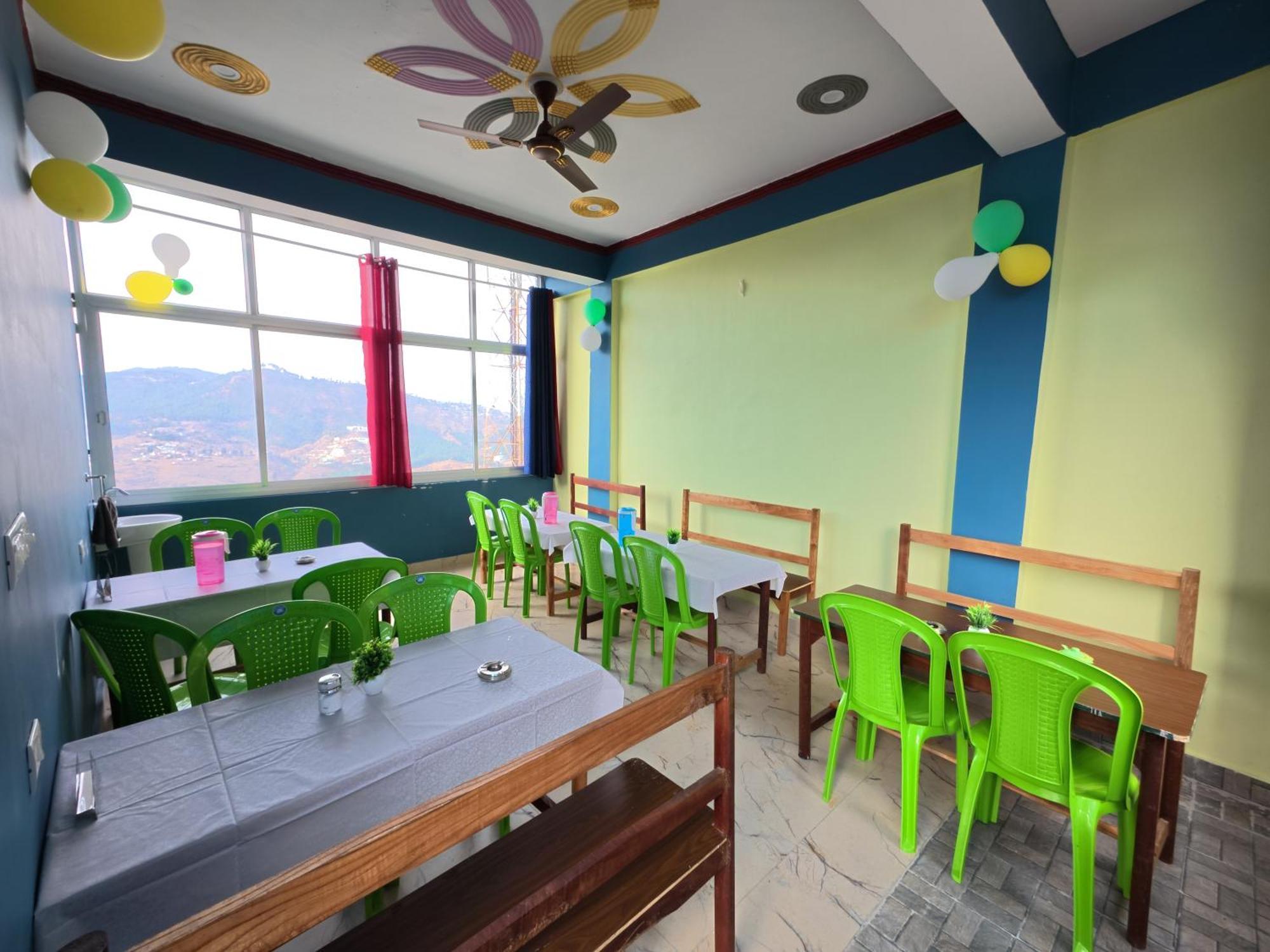 Mahi Restaurant & Guest House Almora Exterior photo